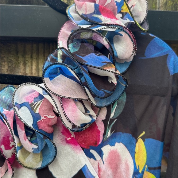 Adrianna Papell Off Shoulder Ruffled Neck 3/4 Sleeve Floral Print, size 24W - Picture 10 of 10